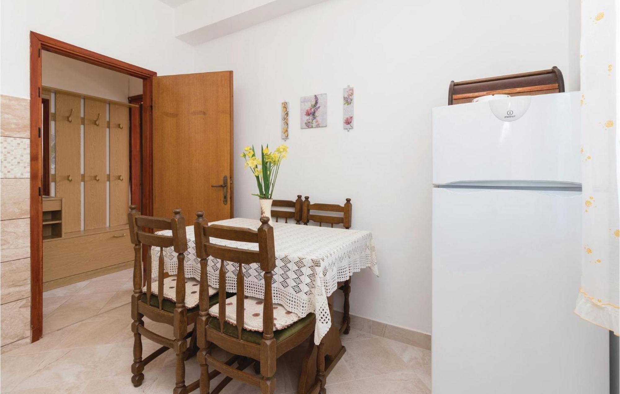Nice Apartment In Zadar With Wifi Eksteriør billede