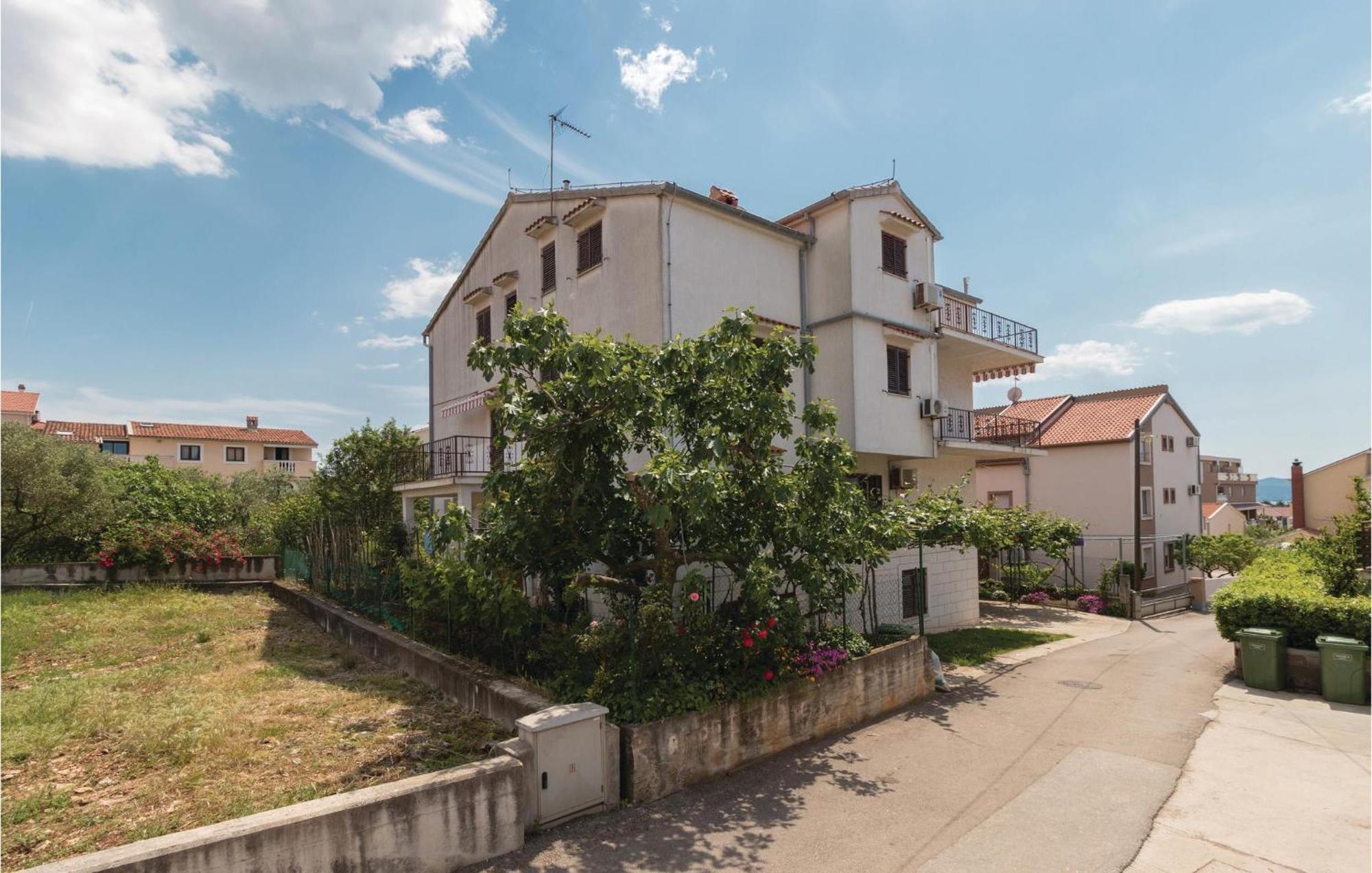 Nice Apartment In Zadar With Wifi Eksteriør billede