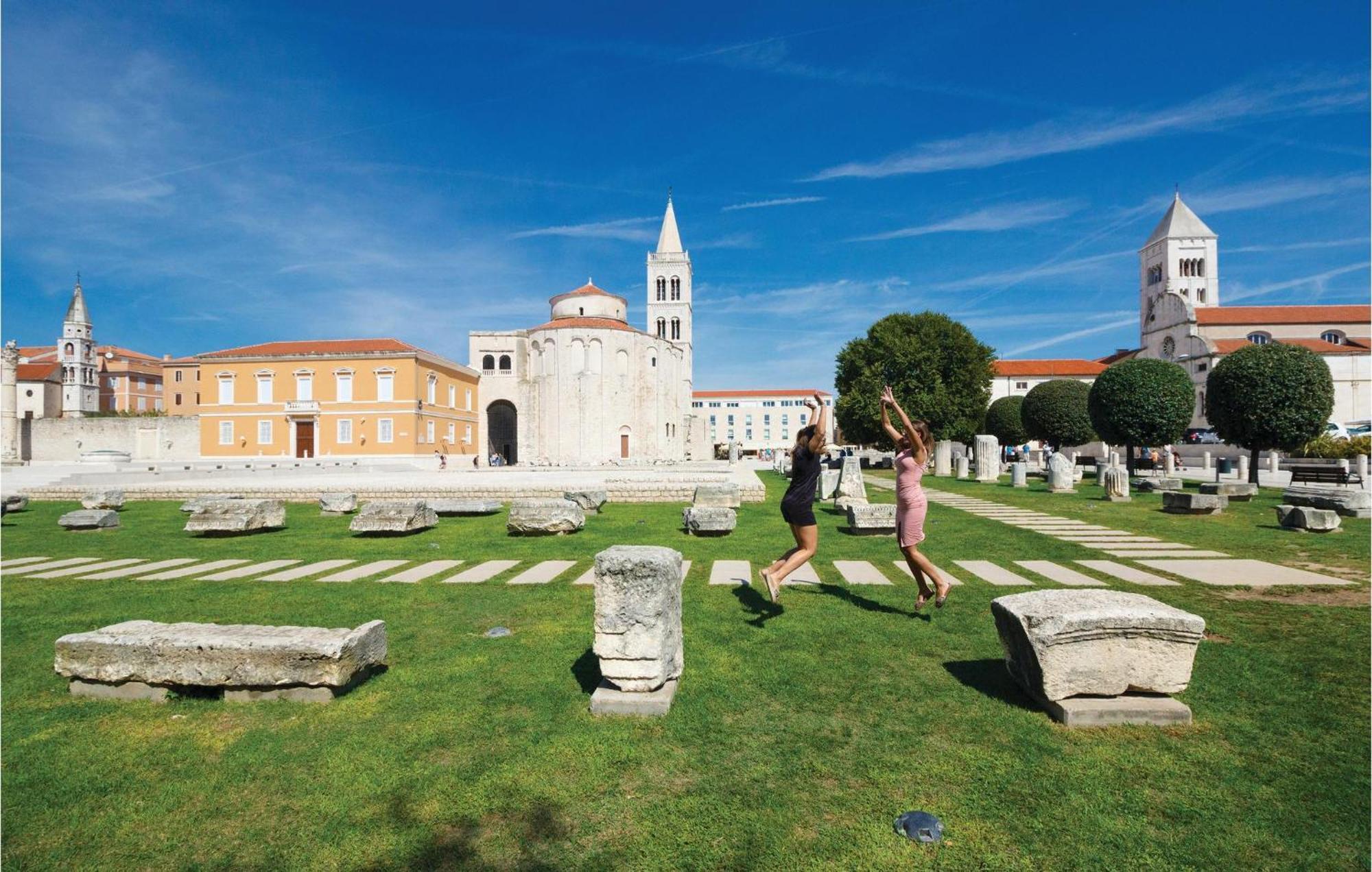Nice Apartment In Zadar With Wifi Eksteriør billede